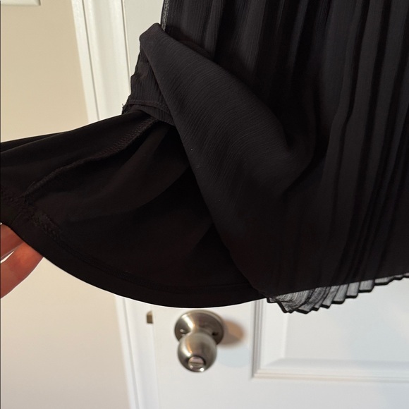 Nine West Elegant Black Sleeveless Mini Dress - Picture 4 of 7